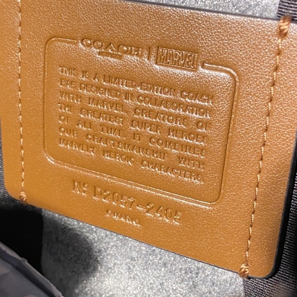 FINAL SALE! COACH MARVEL Belt Bag Patch Spiderman - Picture 11 of 16